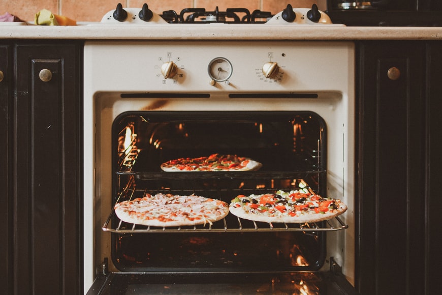 Illustrasi Penggunaan Convection Oven Gas